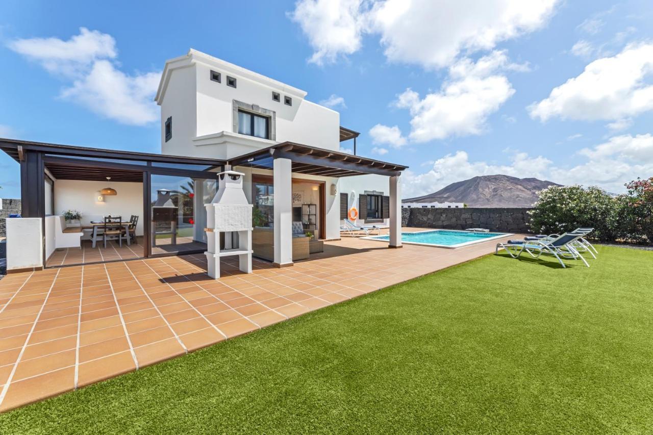Villa Alana - Vacaciones Y Relax Playa Blanca  Exteriér fotografie